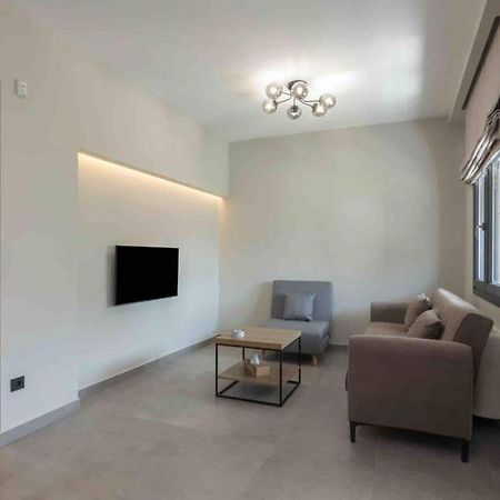 Blue Pearl At Glufada Sea Side Apartment Атина Екстериор снимка