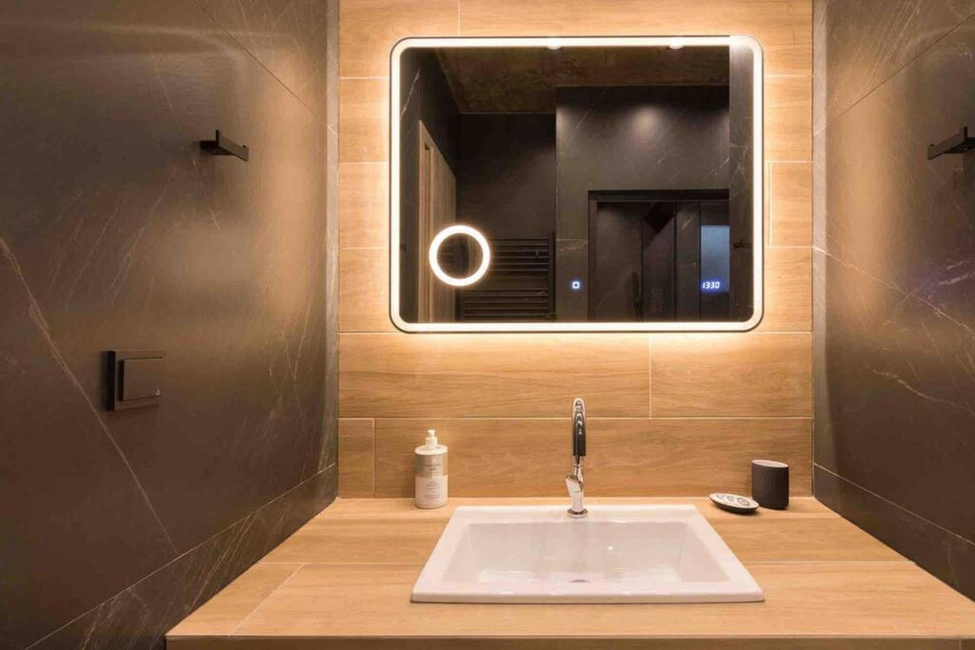 Blue Pearl At Glufada Sea Side Apartment Атина Екстериор снимка